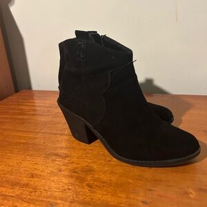 Classic Black Suede Ankle Boots - Women's Fashion Heel